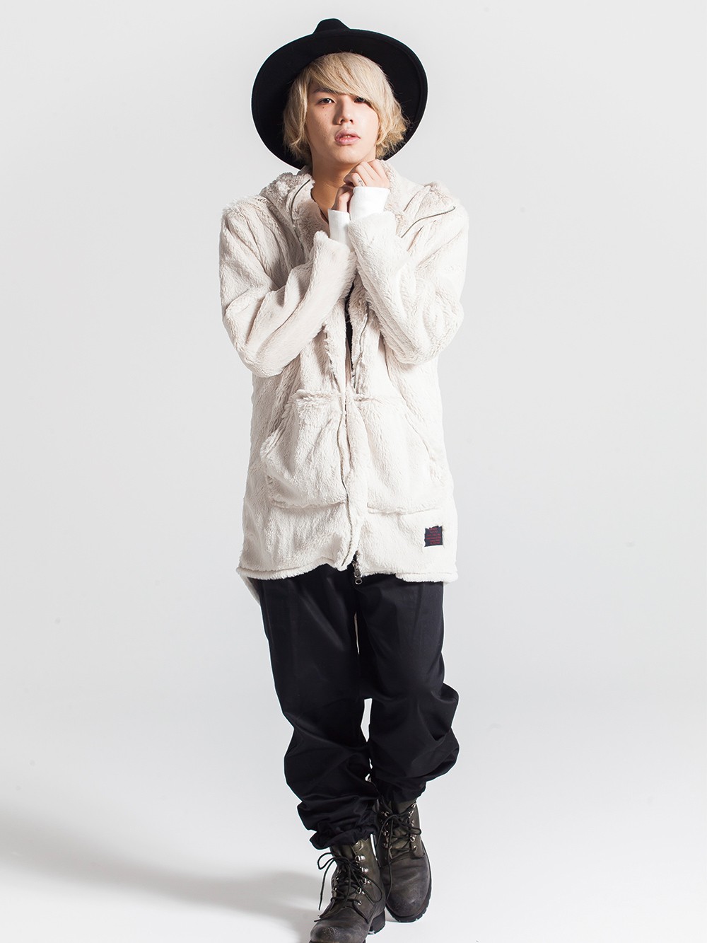zephyren ゼファレン  ボア　ロングパーカー　ブラック　Lサイズ ZEPHYREN - BOA LONG ZIP-PARKA | DOLL
